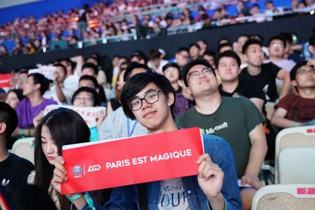 FalleN 在职业生涯中赢得了第 14 个 Bo5 决赛，共参加 15 场